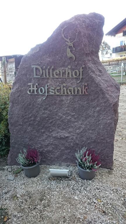 Dillerhof Lägenhet Laion Exteriör bild